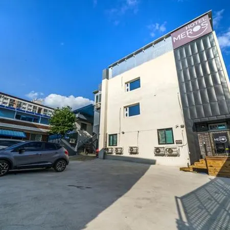 Danyang Meros Hotel Отели рядом с достопримечательностью «Пещера Косу»