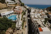 Petra Hotel Hotels in Lampi