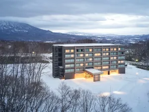 Hinode Hills Niseko Village
