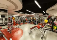 Ramada Plaza by Wyndham Izmit - gimnasio