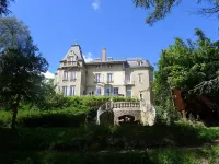 Le Manoir-Hotel Hôtels à : Ternand