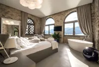 Relais Villa Porta Hotels in Grantola