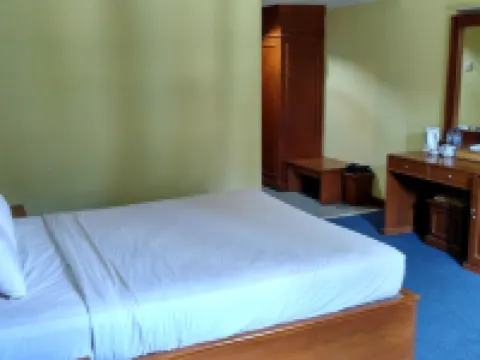 Athaya Hotel Kendari Hotels in Mandonga
