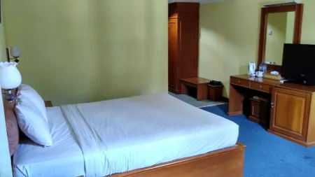 Athaya Hotel Kendari Отели в г. Mandonga
