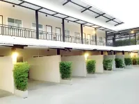 Bearing 26 Hotel