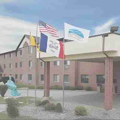 Heartland Inn Coralville Hotel Exterior