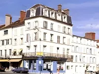 هوتيل بيل فونتين بلو Hotels near قصر فونتينبلو