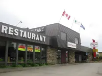 Complexe DIX80 Hotels in Mont-Laurier