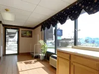 Budget Inn-Norfolk, VA - Oceanview