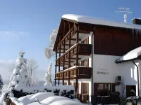 Panoramahotel Grobauer Hotels in Waldhäuserwald