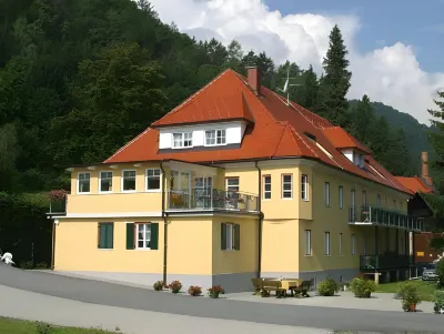Gästehaus Kleindienst فنادق في 