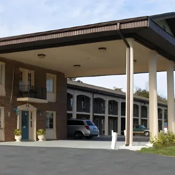 Scottish Inn and Suites Perry