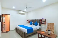 Hotel Chowdhry @ New Delhi Railway Station (2 Minutes Walk)