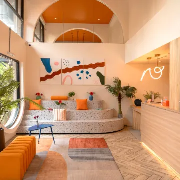 Hotel Nuu Chiang Mai Отели рядом с достопримечательностью «Старый город Чан Май»