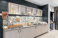 SpringHill Suites Great Falls - breakfast
