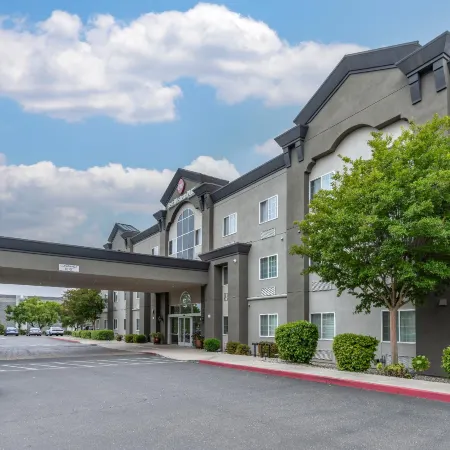 Best Western Plus Vineyard Inn