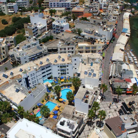 Kassavetis Center - Hotel Studios & Apartments