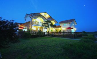 Taean (Anmyeondo) Healing Pension
