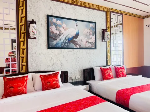 ห้องพักบนแพเตียงใหญ่หรือเตียงแฝด