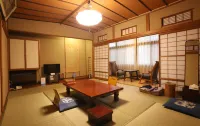 Naraya Ryokan Hotels in Nozawaonsen