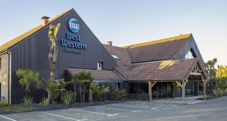 Best Western Amarys Отели в г. Ле Пере-ан-Ивелин