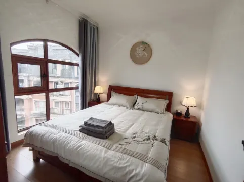 冬天裏的薔薇公寓（峨洪路1號分店）