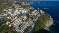 Athina Palace Resort & Spa - Parvekkeita