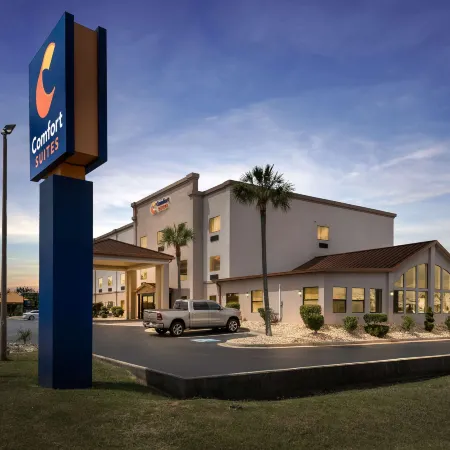 Comfort Suites Near Robins Air Force Base