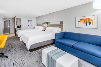 Holiday Inn Express & Suites Colorado Springs-First & Main Hotels in Colorado Springs