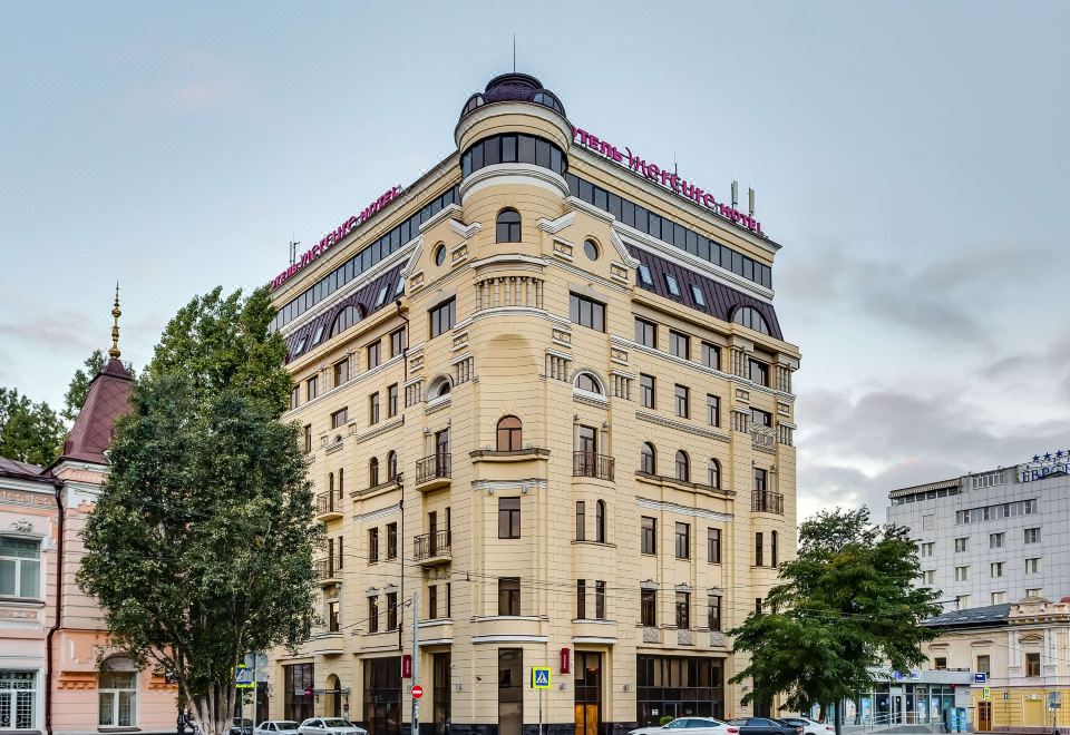 hotel overview picture