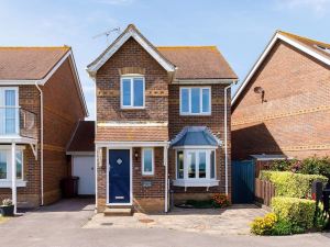 Wonderful Seafront Home - Panoramic Ocean Views