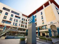 قولدن تولب Hotels near كنيسة الناصري - الجاردنز