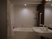 Hotel Hasu Hotels near Kyōbashi Station