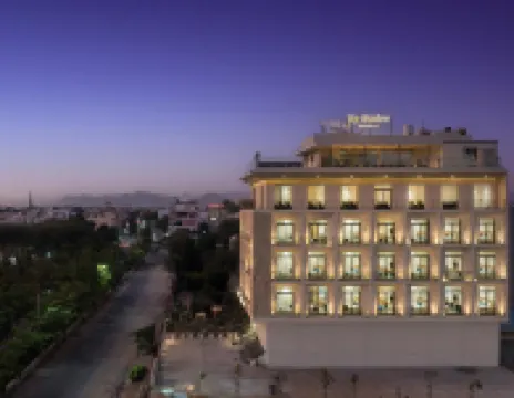 7 Rays Hotel