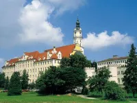 Hotel Zu Den Drei Kronen Hotels near Münster Zu Unserer Lieben Frau