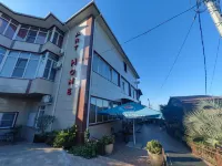 ArtHome Guest House Dinosaur Park Zateryanny Mir附近的飯店