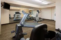 La Quinta Inn by Wyndham Pittsburgh Airport - 피트니스 시설