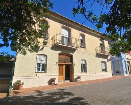 Rustic Charm, Olivo Suite with Private Bathroom and Unique Views Hotels in Ribera Alta