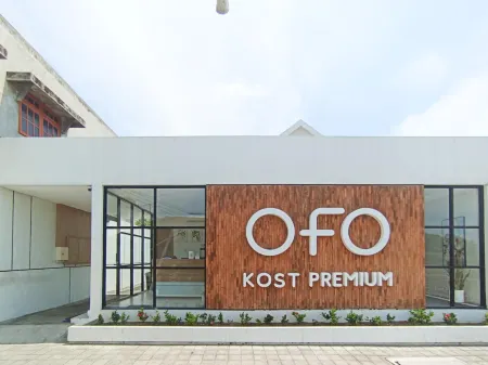 Ofo Kost Premium Kampung Inggris Pare Syariah Mitra RedDoorz Отели в г. Pare