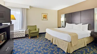 Quality Inn Jacksonville - Orange Park Near Naval Air Station فنادق في Orange Park