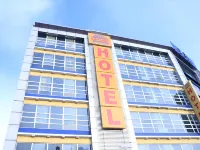 Sun Inns Hotel Bandar Puchong Utama Hotels near Desa Idaman Residences