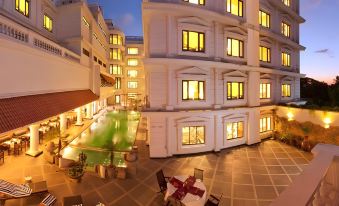 Anandha Inn Convention Centre and Suites