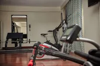 Best Western Plus Paramount Hotel - Gym
