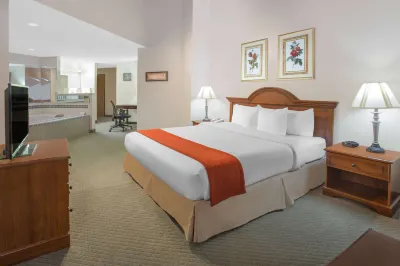 Baymont by Wyndham Freeport Hotels in Freeport