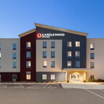 Candlewood Suites MCPHERSON by IHG