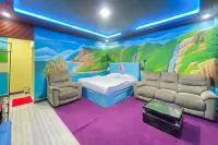 MVA Hotel Cafe and Resto Mitra RedDoorz Hotel dekat Panorama Bali Residence Ciseeng di Parung Bogor