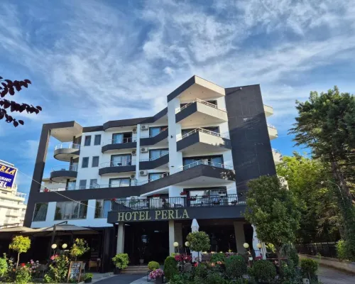 Perla Hotel Hotels in Pogradec
