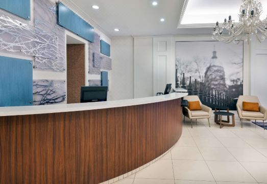 페어필드 인 & 스위트