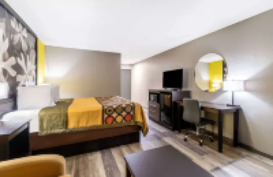 帕拉古德速8酒店 帕拉古爾德酒店