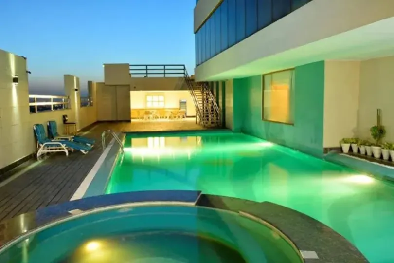 Park Lane Hotel